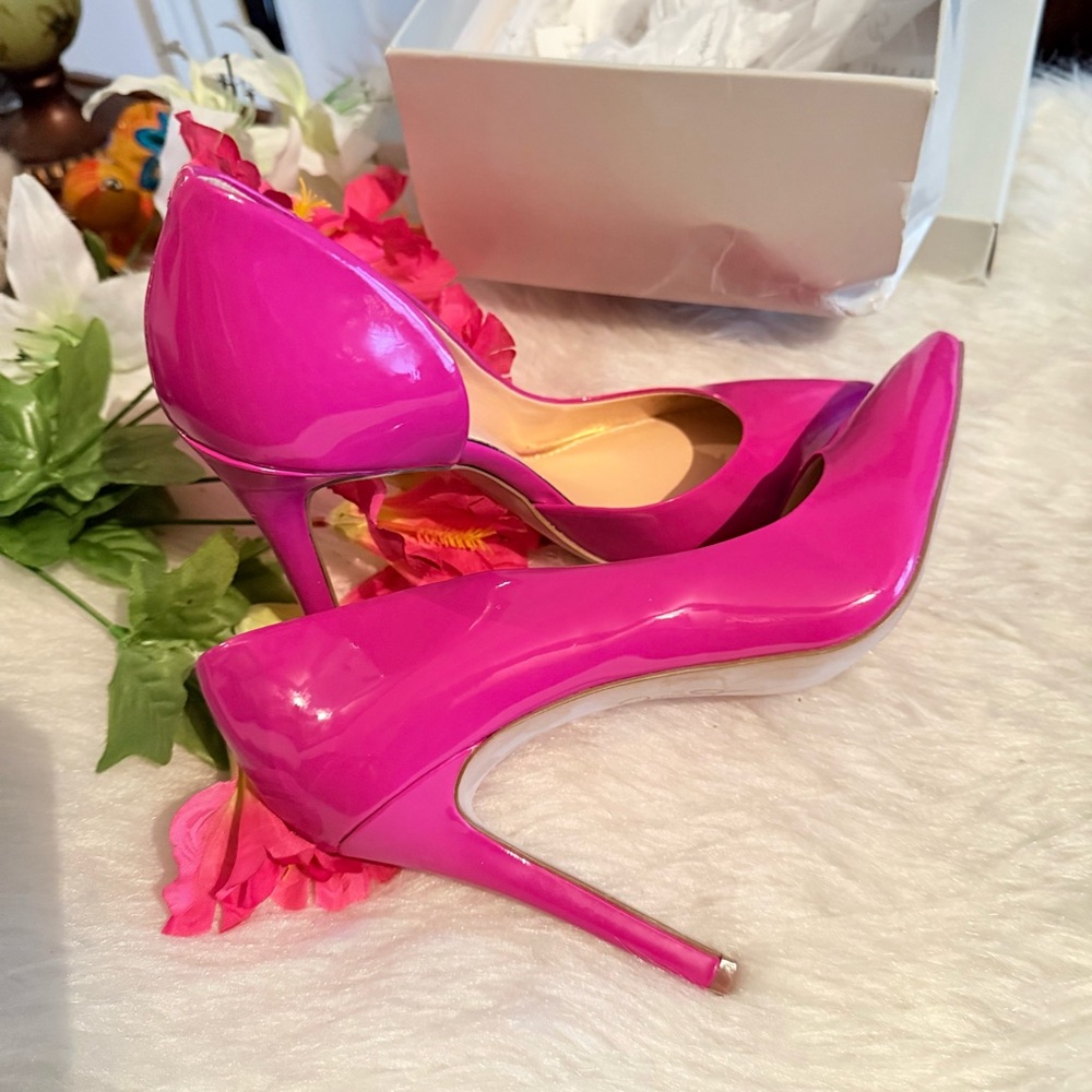 Jessica Simpson Vibrant Pink Heels - Picture 2 of 15